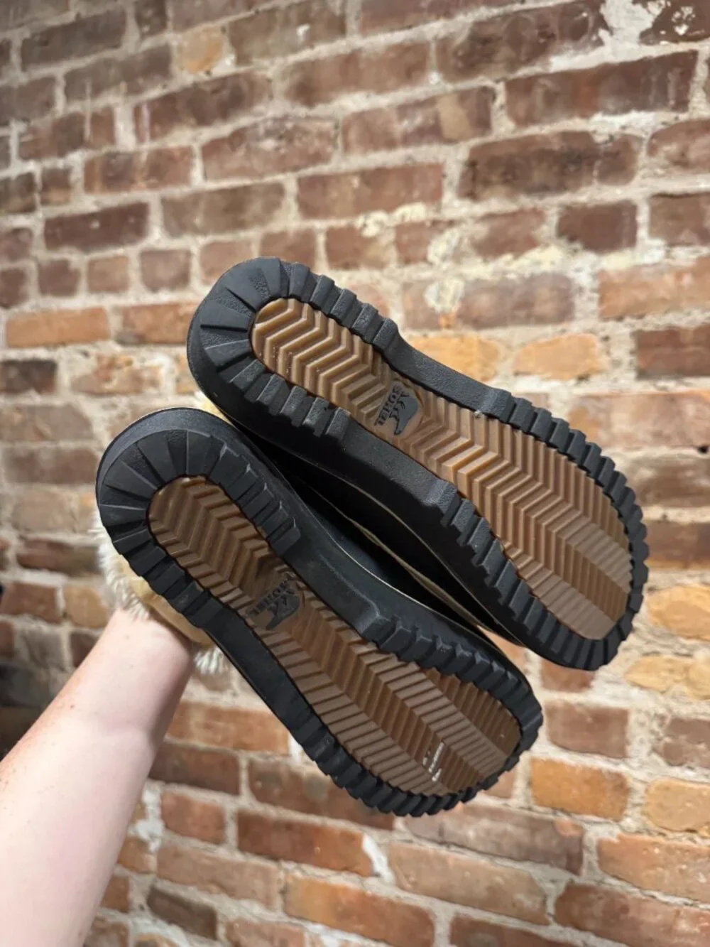 Sorel great gently